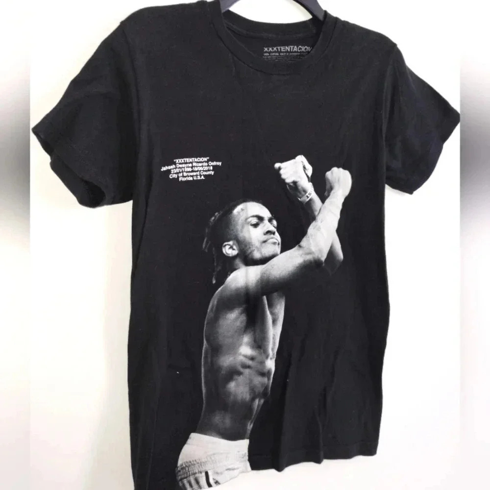 XXXTENTACION Rapper Graphic Tee Photo Mens Small Short Sleeve Black Tshirt